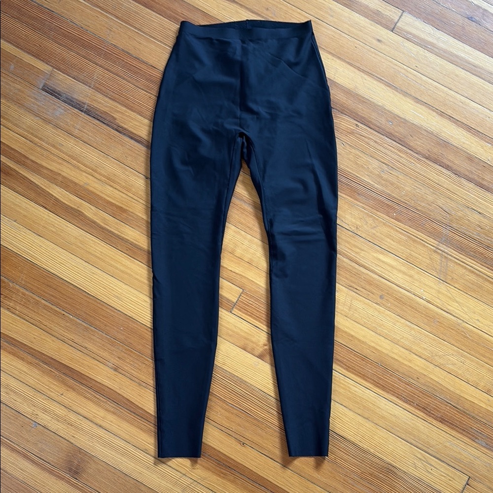 SKIMS Black Seamless Leggings